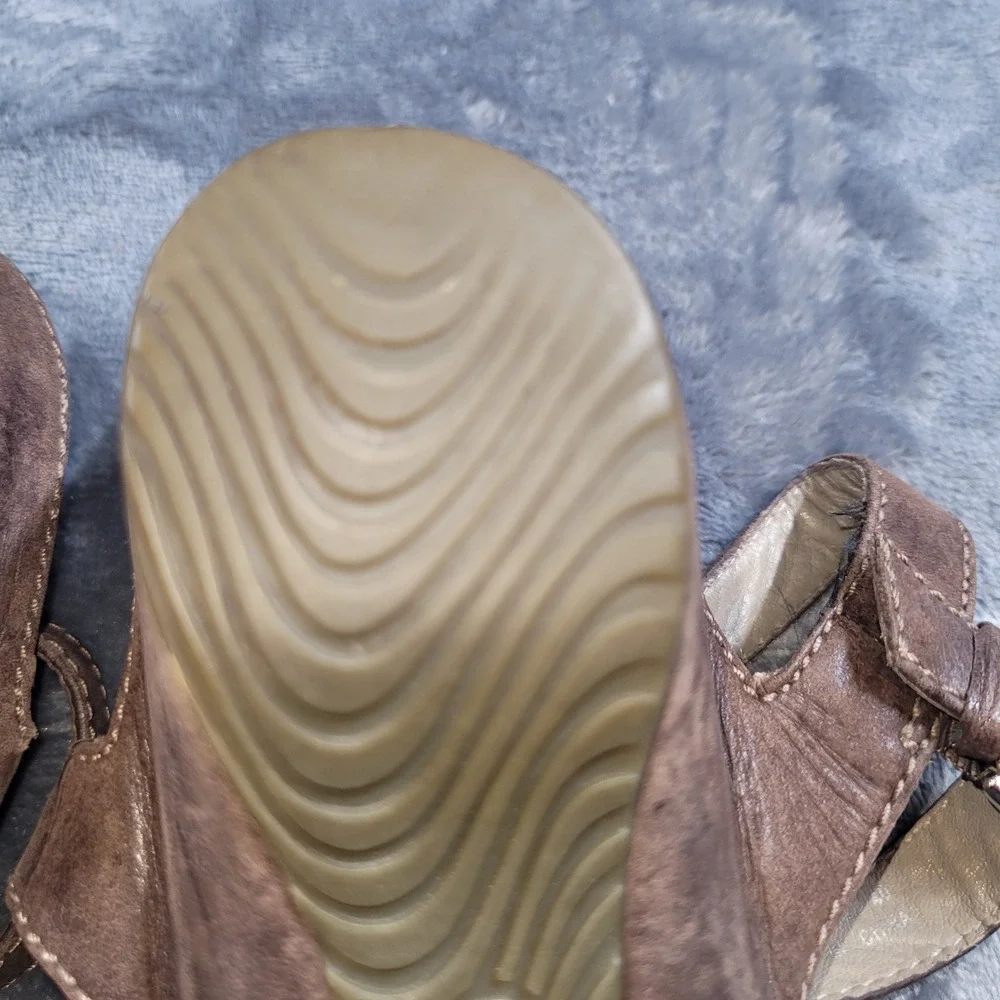 Ecco‎ Womens Brown Leather Wedge Sandals Slingback Buckle Ankle Strap Size 9